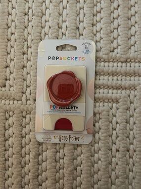 The Wizarding World of Harry Potter Red PopSocket Pop Socket - NIB
